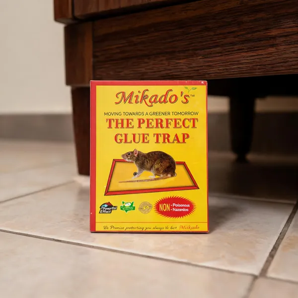 Mikado_Glue_Trap_Big_Size_High_Strength_Adhesive_Captures_Rodents_Crawling_Insects_Long_Lasting_Pack_Of_4