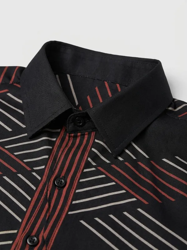 Black_Viscose_Blend_Regular_Fit_Geometric_Print_Party_Shirt_For_Men