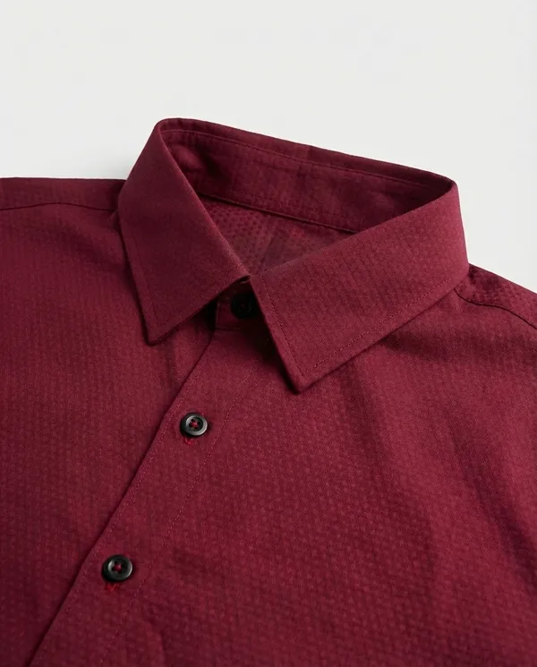 Maroon_Viscose_Blend_Regular_Fit_Micro_Textured_Casual_Shirt_For_Men