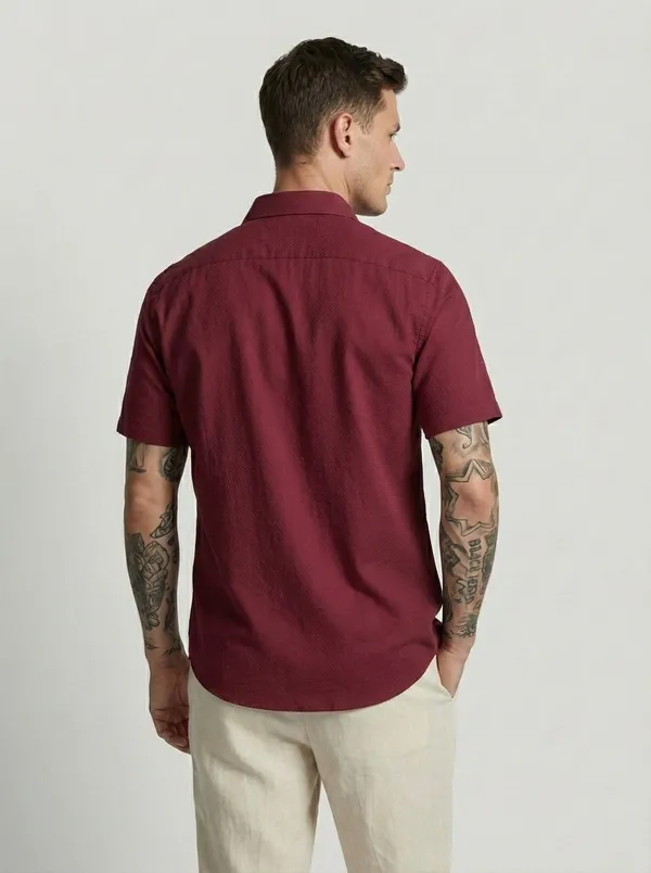 Maroon_Viscose_Blend_Regular_Fit_Micro_Textured_Casual_Shirt_For_Men