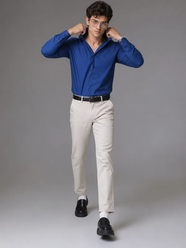 Royal_Blue_Viscose_Cotton_Regular_Fit_Semi-Formal_Shirt_For_Men
