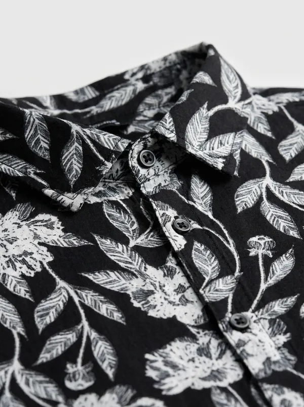 Black_Cotton_Regular_Fit_Block_Print_Casual_Shirt_For_Men