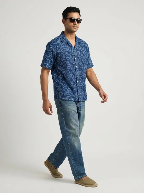Indigo_Viscose_Blend_Cuban_Fit_Circular_Print_Casual_Shirt_For_Men