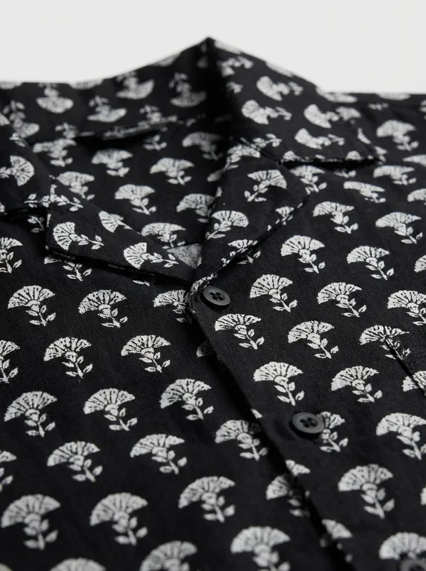 Black_Cotton_Regular_Fit_Bagru_Block_Print_Casual_Shirt_For_Men
