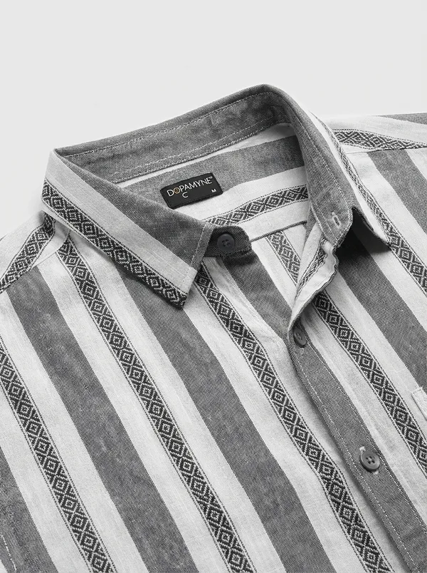 White_Cotton_Regular_Fit_Dobby_Striped_Semi-Formal_Shirt_For_Men
