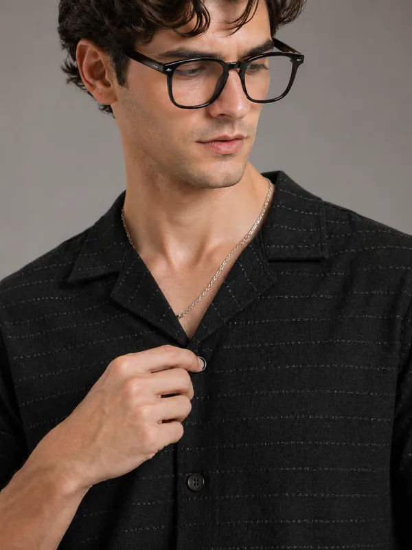 Black_Viscose-Cotton_Cuban_Collar_Relaxed_Fit_Textured_Shirt_For_Men