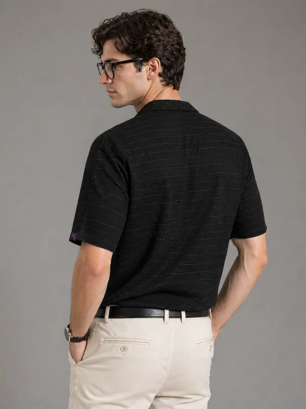 Black_Viscose-Cotton_Cuban_Collar_Relaxed_Fit_Textured_Shirt_For_Men