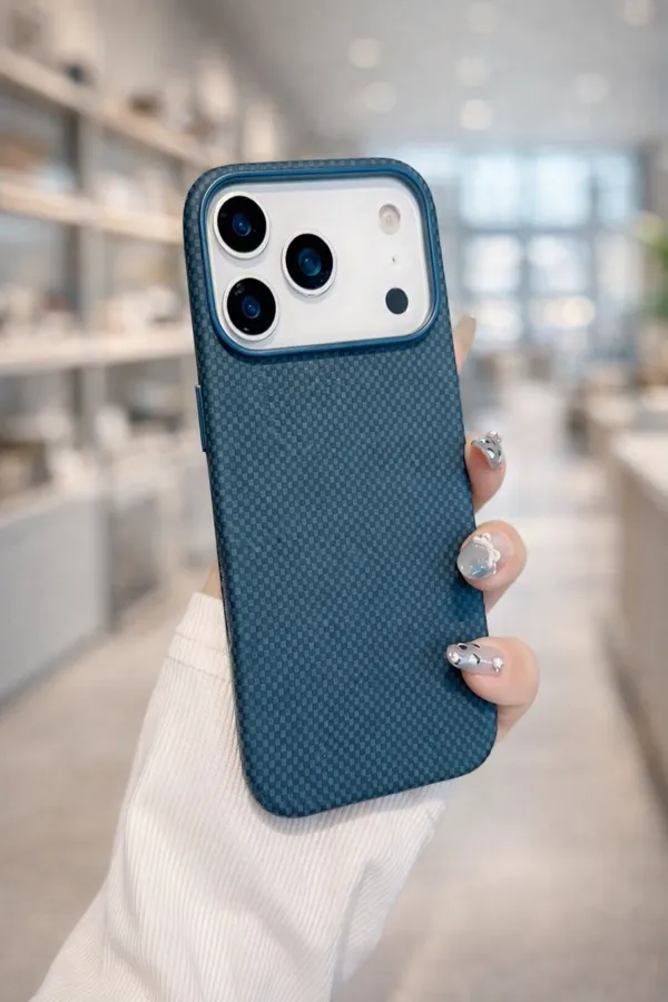 Carbon_Fiber_Textured__Iphone_Back_Cover