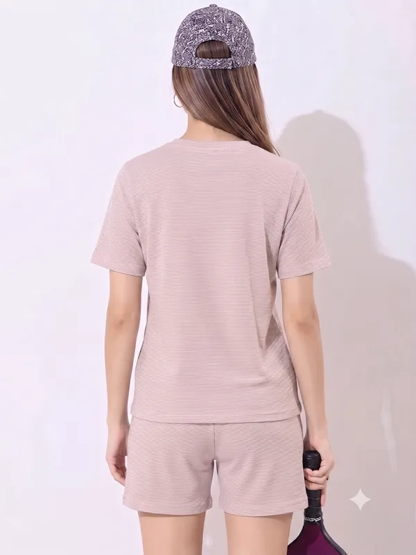 Women's_Trendy_Night_Suit_Set_of_Top_&_Pyjama