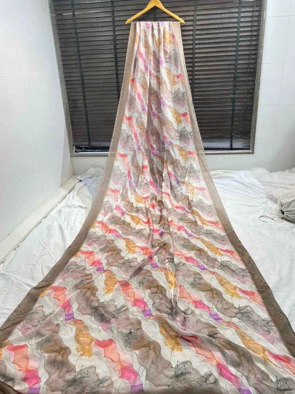 Pure_Georgette_Saree_Matching_Blouse_Piece_For_Women