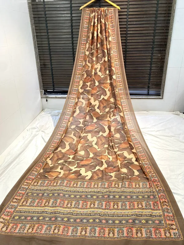 Brown_And_Beige_Pure_Georgette_Saree_Matching_Blouse_Piece_For_Women