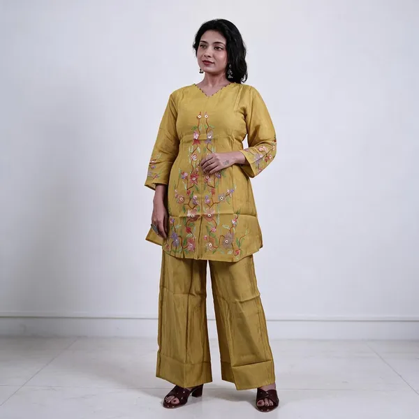 Mustard_Yellow_Mul_Chanderi_Straight_Floral_Embroidered_Coord_Set_For_Women