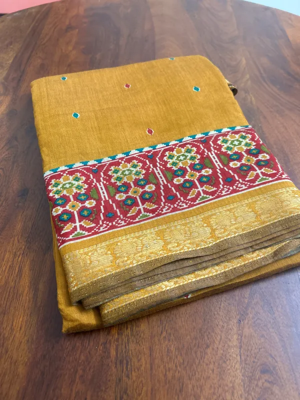 Yellow_Mul_Cotton_Saree_For_Women