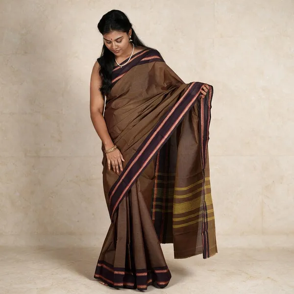 Brown_Handloom_Pure_Kanchi_Cotton_Saree_For_Women