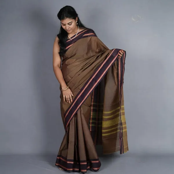 Brown_Handloom_Pure_Kanchi_Cotton_Saree_For_Women