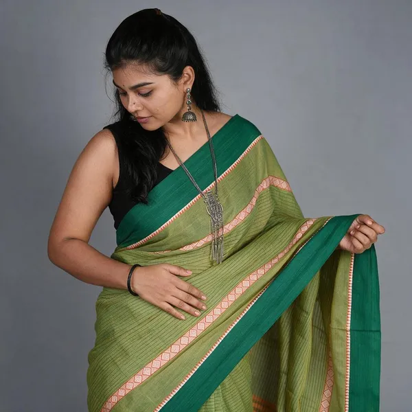 Green_Handloom_Pure_Narayanpet_Cotton_Saree_For_Women