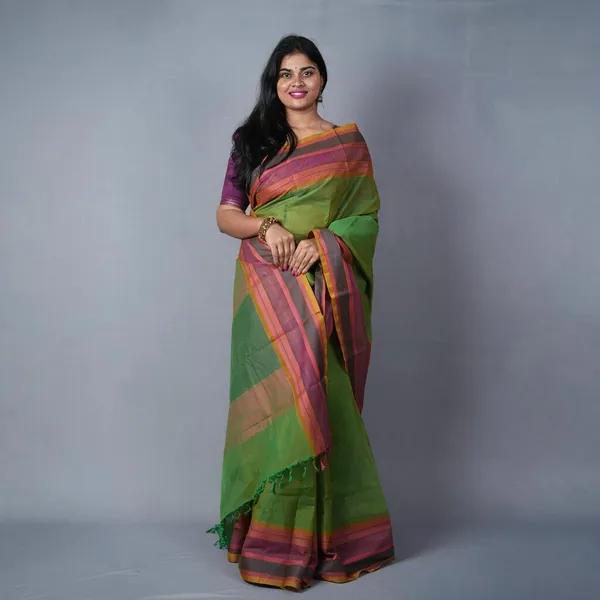Forest_Green_And_Midnight_Blue_Handloom_Kanchi_Cotton_Saree_For_Women