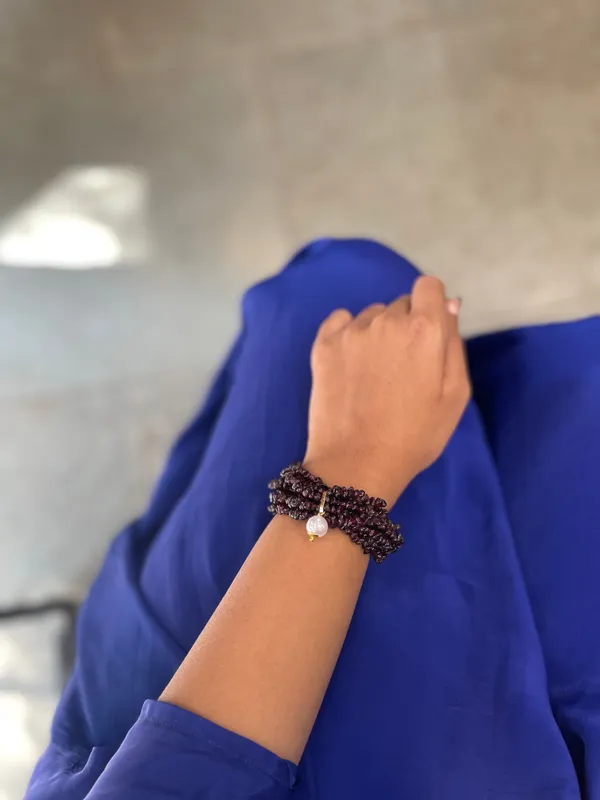 Garnet_Stones_Pearl_Bracelet
