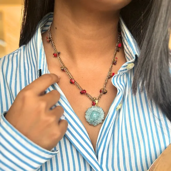 Drama_Layer_Red_Green_Simple_Necklace