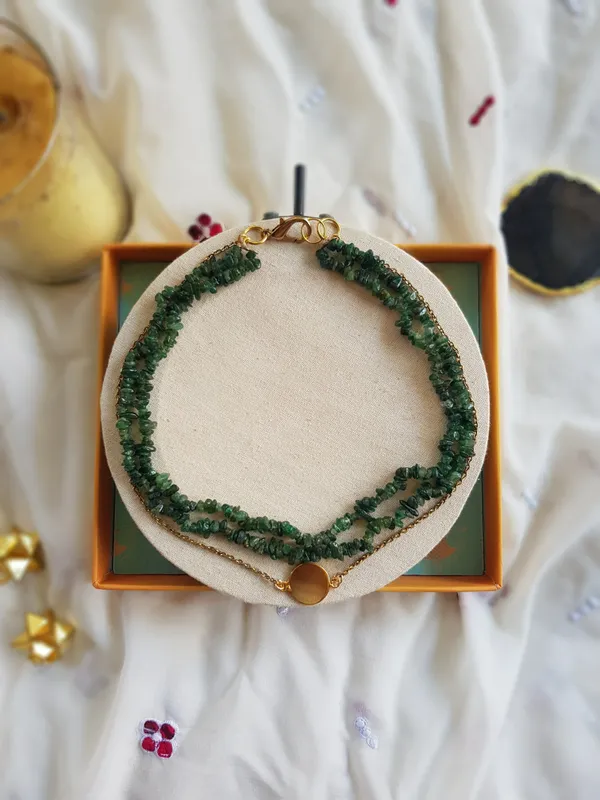 Minimal_Style_Coin_Layer_Neckpieces_Dark_Green