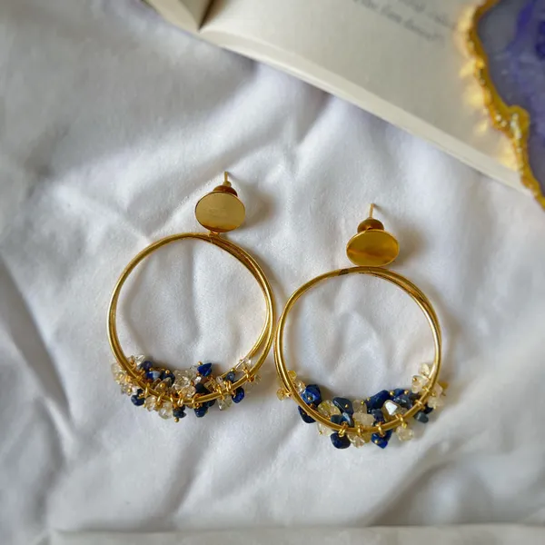 Dark_Knight_Tangle_Blue_Hoops