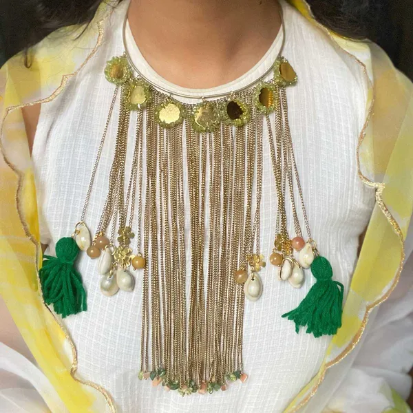Green_Navli_Long_Statement_Necklace_Green