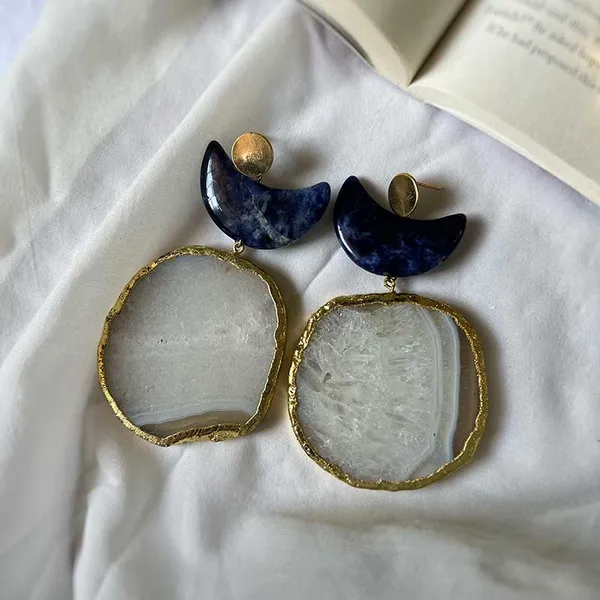 Black_Stone_Chandelier_Dangle_Earrings_Blue
