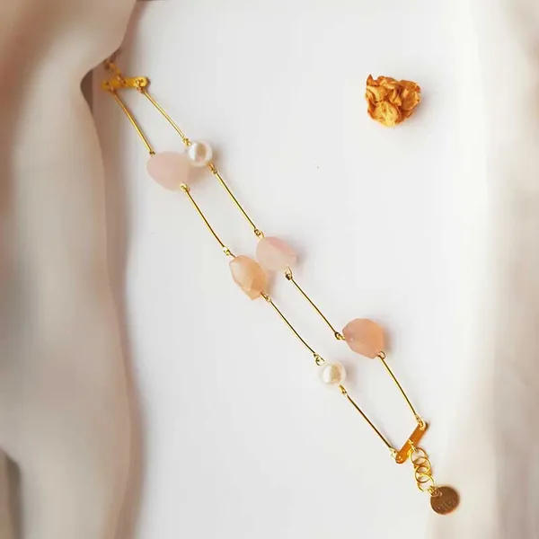 Blue_Pearl_Whisper_Bracelet_Pink