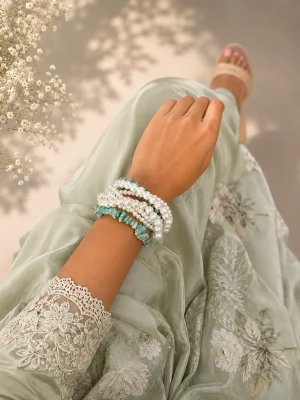 Tangle_Pearls_Bracelet