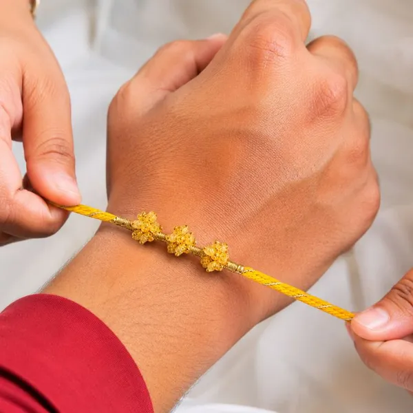 The_Fab_Four_Stones_Handmade_Rakhi_(Set_Of_4)