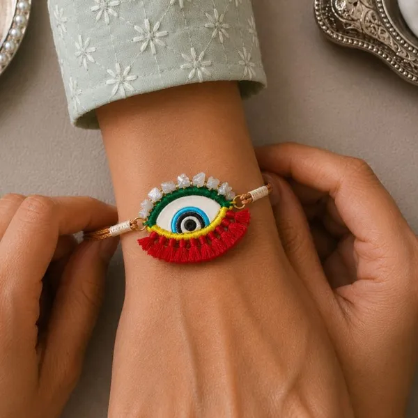 Teen_Nazar_Na_Lage_Evileye_Rakhi_(Set_Of_3)