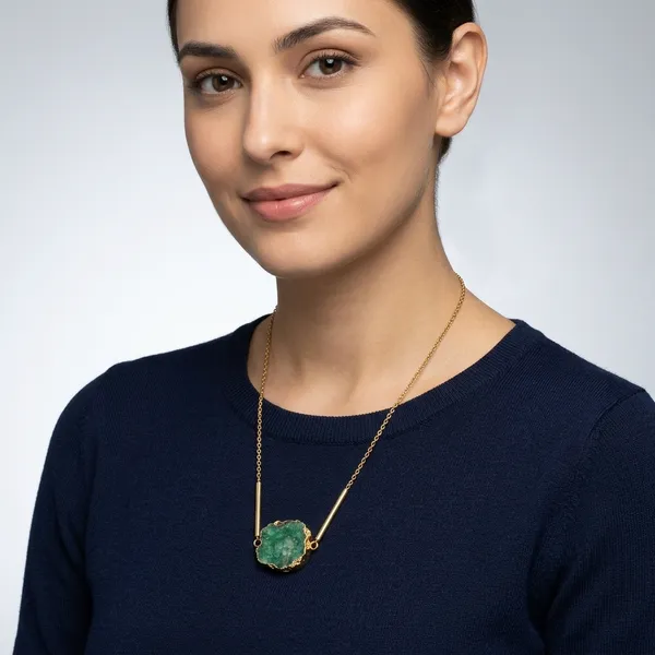 Minimal_Abstract_Stone_Necklace_Green