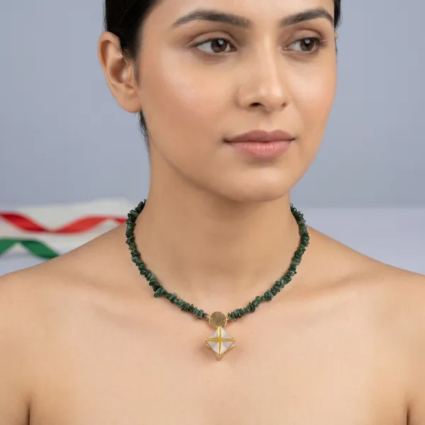 Jade_Garlands_Star_Necklace