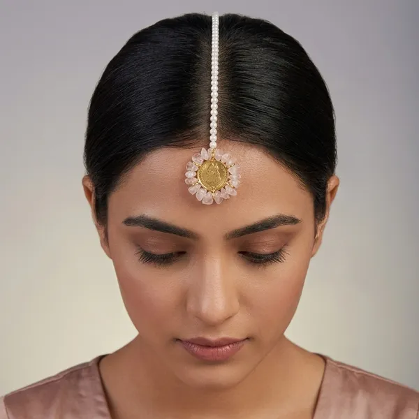 Maang_Tikka_Coin_Look