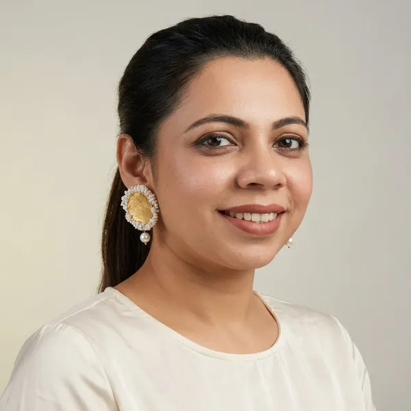Chandelier_Aur_Phool_White_Stones_Earrings_Set