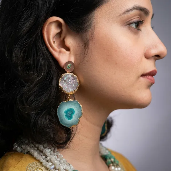 Magic_White_Stones_Dangle_Blue