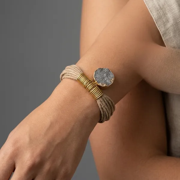 Or_A_Bohemian_Bracelet_Round