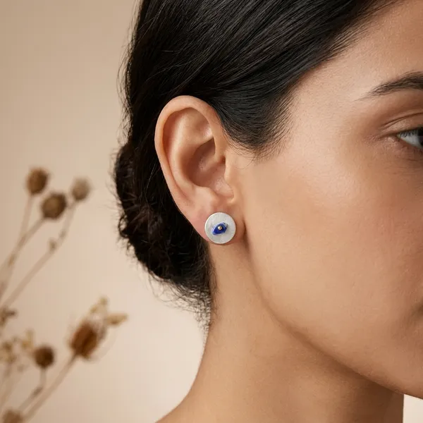 Lumi_Re_Blue_Minimal_Studs_Blue
