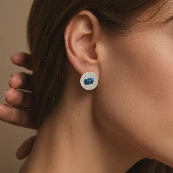 Lumi_Re_Blush_Green_Studs_Blue