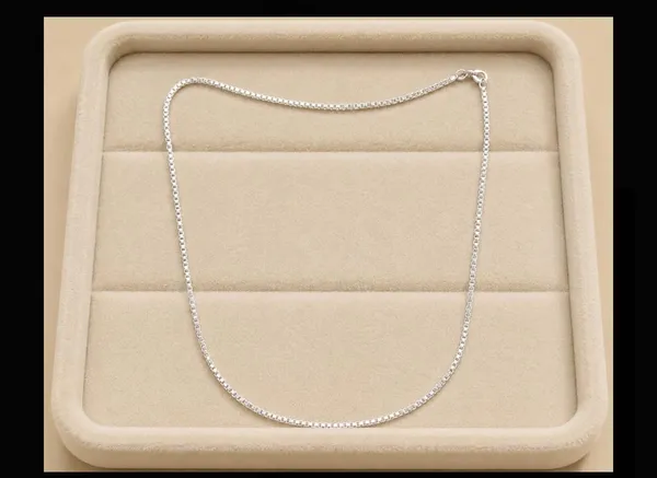 Silver_Bead_Chain_Necklace_For_Women