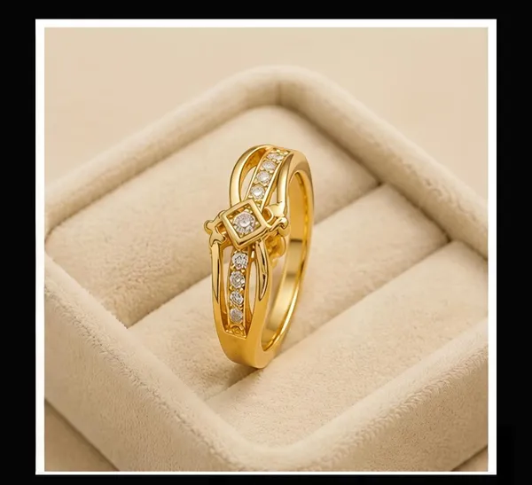 Gold_Alloy_Crystal_Stone_Geometric_Band_Ring_For_Women