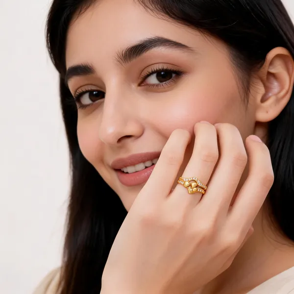 Gold_Alloy_Crystal_Leaf_Design_Ring_For_Women