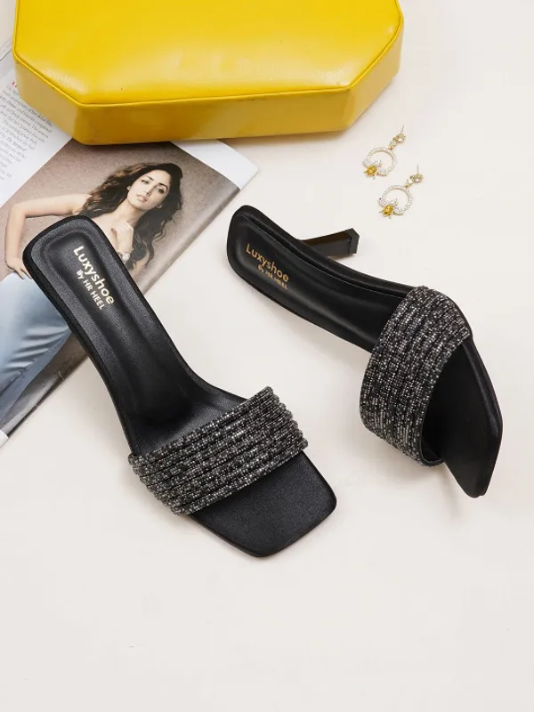 Black_Embellished_Slim_Heel_Sandals_For_Women