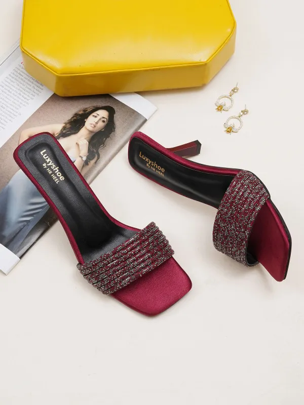 Maroon_Embellished_Square_Toe_Slip-On_Heels_For_Women