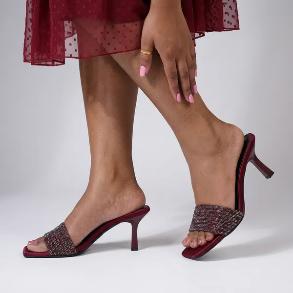 Maroon_Embellished_Square_Toe_Slip-On_Heels_For_Women