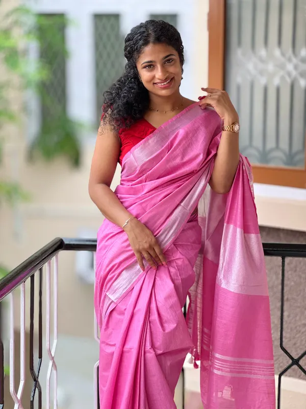 Red_And_Pink_Premium_Cotton_Linen_Saree_For_Women
