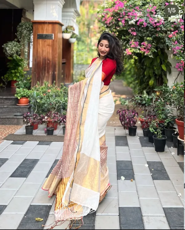 Off_white_Semi_Linen_Maha-big_zari_border_saree