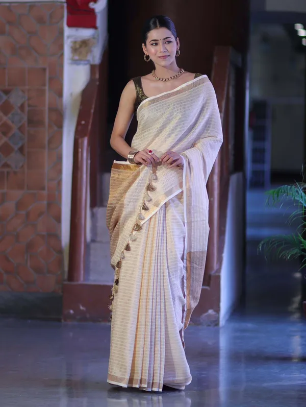 Off_white_Semi_Linen_Zari_Strips_saree