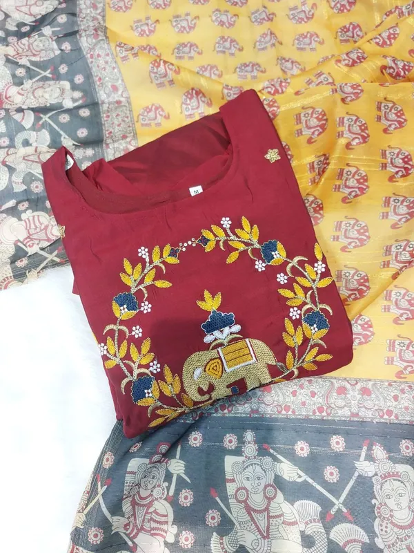 Featuring_Beautiful_Heavy_Suit_Set_Which_Is_Beautifully_Decorated_With_Intricate_Hand_Elephant_Embroidery_Work_Zari_Weaving_Rrrd14