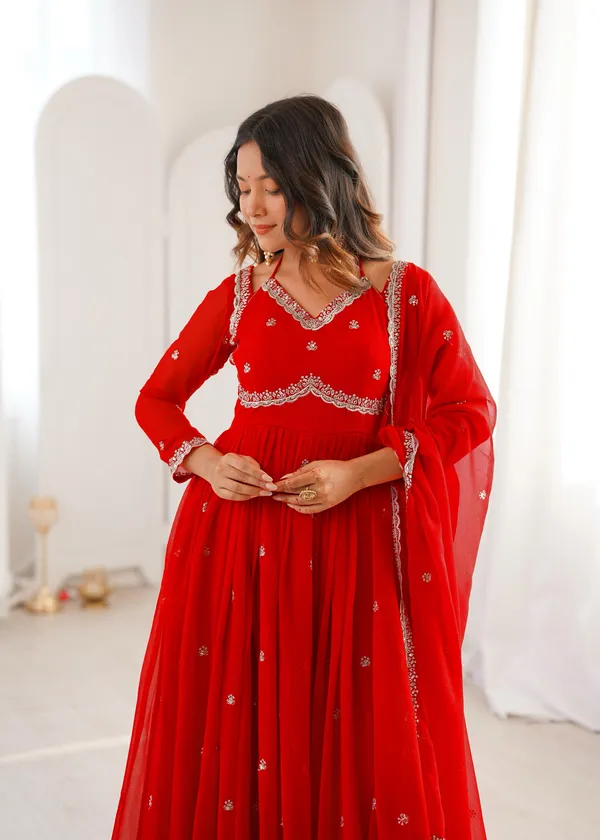 Step_Into_Effortless_Charm_With_Our_Exclusive_3_Piece_Set_Crafted_For_Comfort_Stitched_With_Grace_Nfrsd05